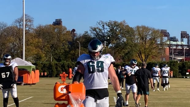 Landon Dickerson practicing before Week 10 visit to Denver